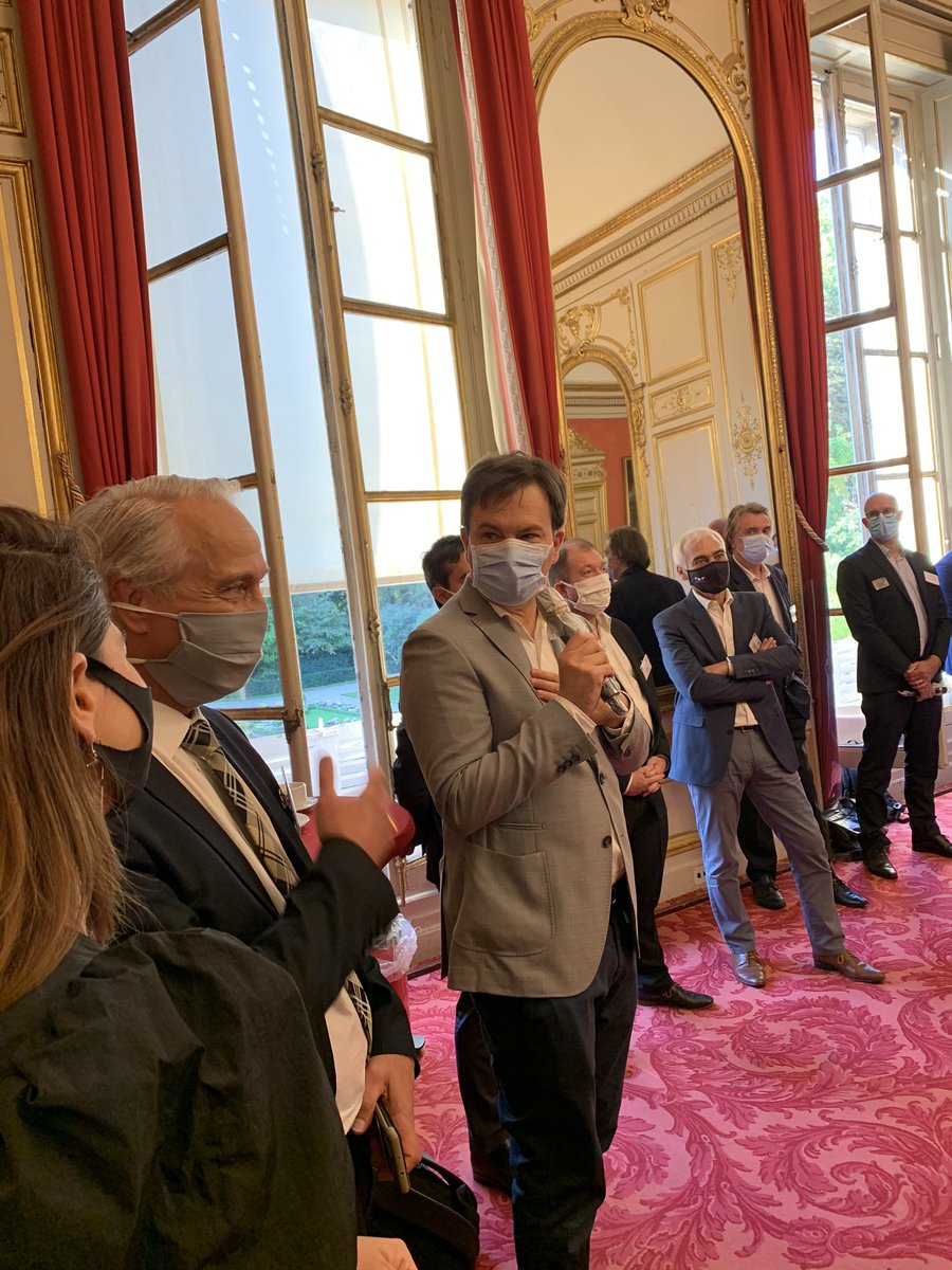 LesPartenariats's tweet photo. Palais du Luxembourg 15/09/2020
Présentation des intervenants, des enjeux du programme de la « semaine de la créativité et de l’innovation «  2020 https://t.co/1aNXtUmSro