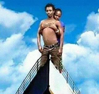 amanuel_111's tweet photo. TITANIC                                 ተይአትንኪኝ https://t.co/CDbyzo3vpj