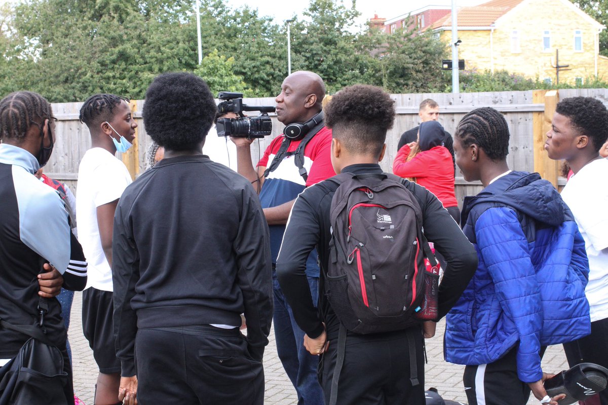 KickOffAt3's tweet photo. We love the work of StreetMic 🎤. Please do watch & RT the attached link from our #Kickoffat3 community football tournament hosted on Saturday.#WeBelieve #StreetMic
https://t.co/xs7qJO7Sse
@verulamsport
@EngagementRaf
@daddytheref
@metpoliceuk
@LBC
@EddieNestorMBE https://t.co/z2Er1MVAOz