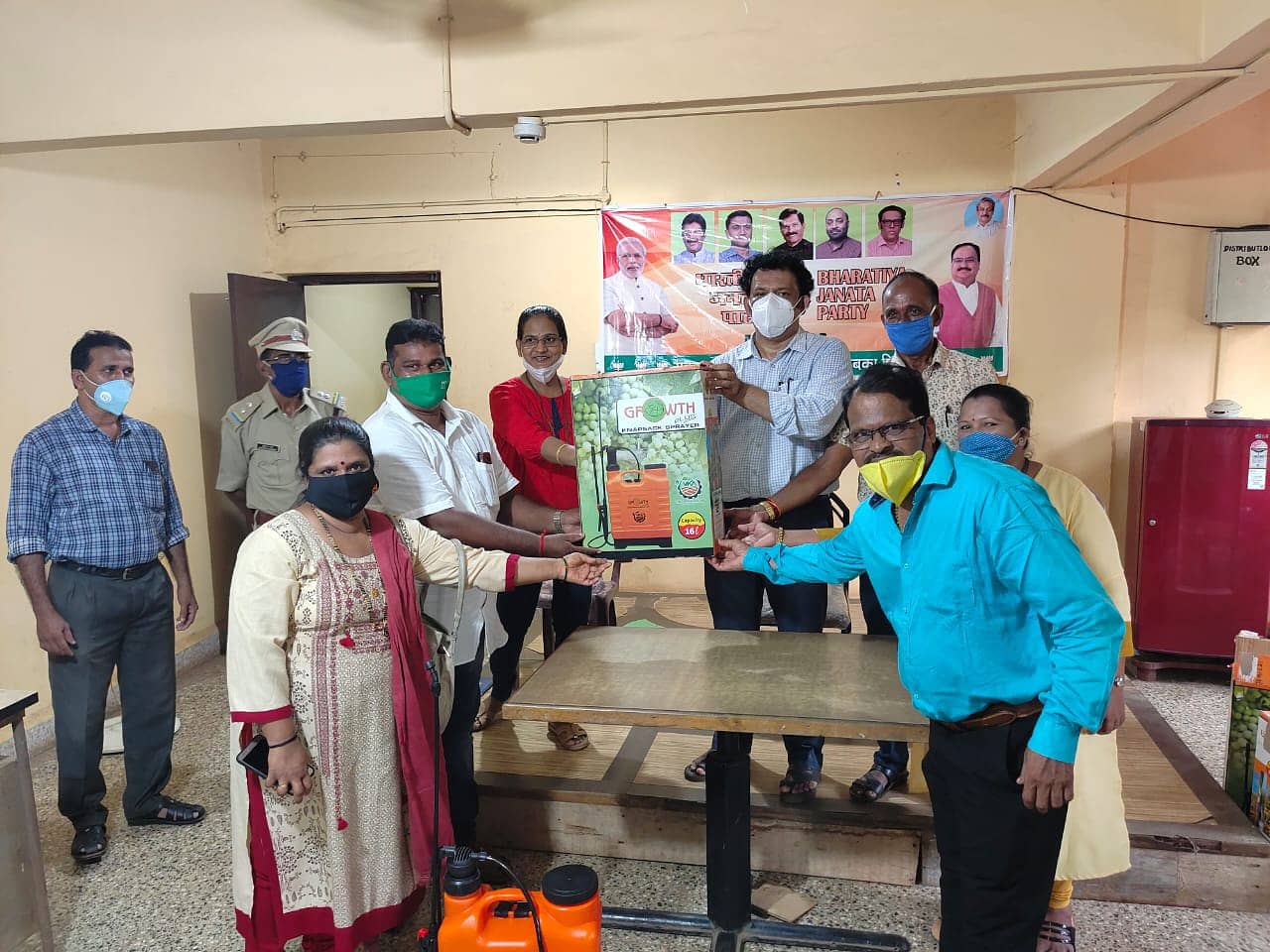 Bjp Goa Mla Pravin Zhantye Gave A Sanitization Sprayer To 7 Panchayats In Mayem Constituency As Part Of Seva Saptah Other Mandal Karyakartas Were Also Present During The Occasion Sevasaptah