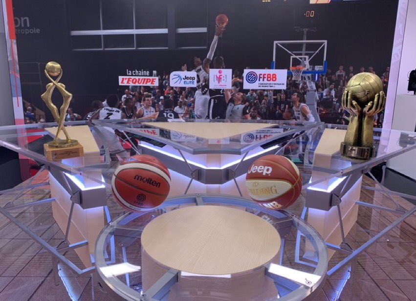YannickSouvre's tweet photo. Le #basket #feminin @lfb en clair sur @lachainelequipe 👏👌👍 https://t.co/dFdfTbYJig