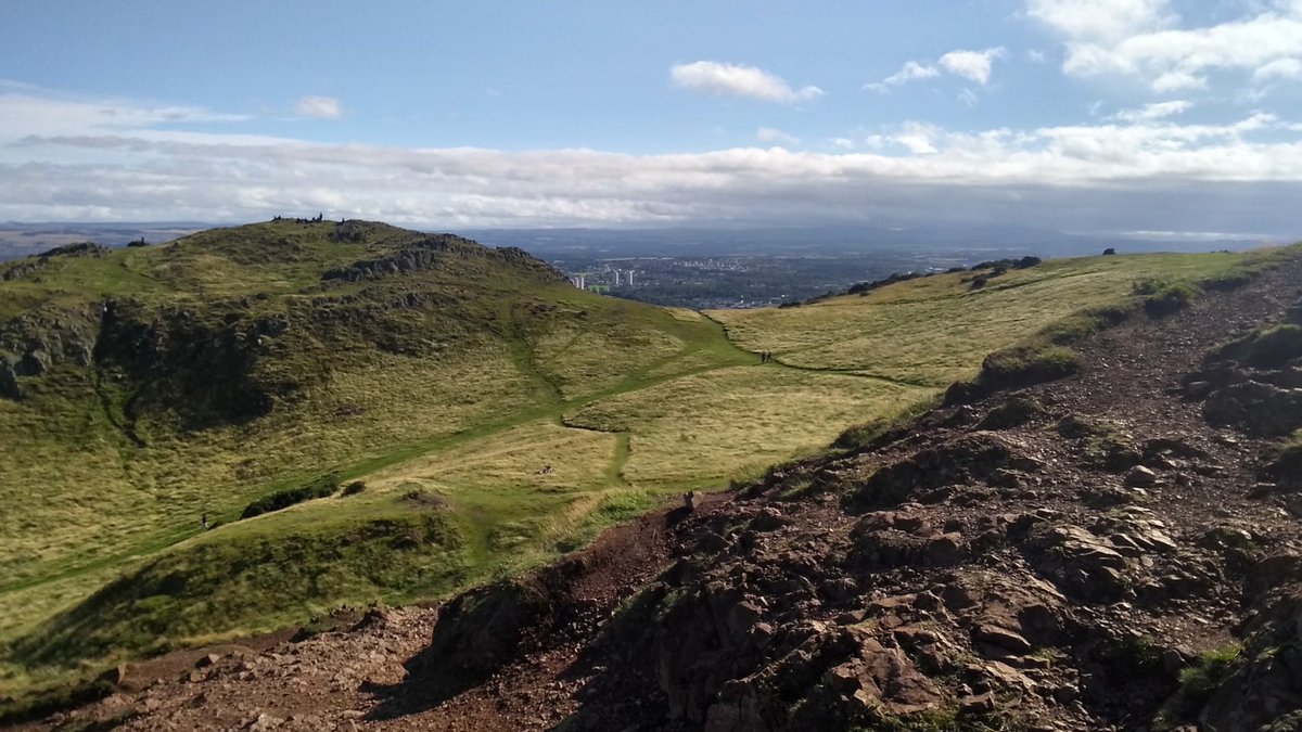 pdhpromo's tweet photo. Great views from Arthur's seat this Sunday #views #walks #Edinburg #TuesdayMotivation https://t.co/q9esfztQCO