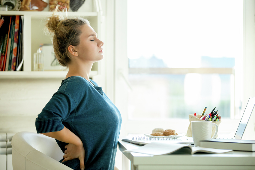 Krankenkasse's tweet photo. Homeoffice erhöht nicht immer  die Arbeitszufriedenheit. Um das produktive Potenzial zu heben, sind Regelungen und klare Zielvereinbarungen notwendig, die der zunehmenden Entgrenzung von beruflicher Tätigkeit und Freizeit entgegenwirken. @iab_news https://t.co/TvMiJMz9g2 https://t.co/wOTWkiTnDs