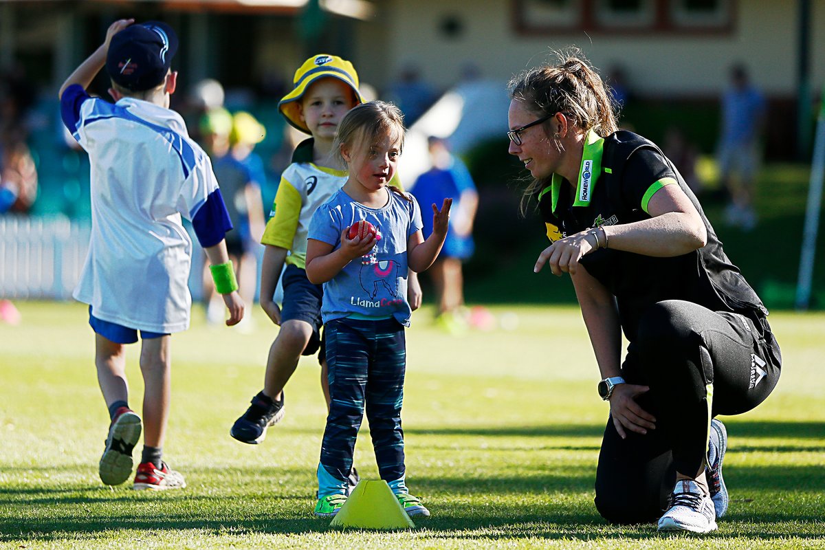 CricketNSW's tweet photo. “A Year in Community Cricket” - a small snapshot of the wonderful engagement that is happening across NSW and ACT 😁🏏🙌

The 2019/20 Community Cricket Yearbook is now available online at the CNSW website:

https://t.co/AvcZXMNSv7 https://t.co/1gcyUGiz9Q