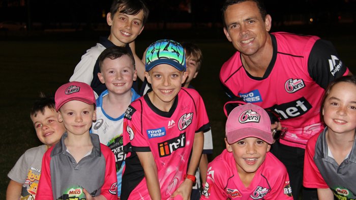 CricketNSW's tweet photo. “A Year in Community Cricket” - a small snapshot of the wonderful engagement that is happening across NSW and ACT 😁🏏🙌

The 2019/20 Community Cricket Yearbook is now available online at the CNSW website:

https://t.co/AvcZXMNSv7 https://t.co/1gcyUGiz9Q