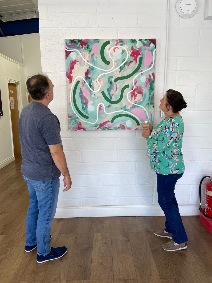 My Mum managed to colour coordinate with this piece! 🌸⁠

#femaleartists #painting  #artstudent #fineart⁠ #fineartstudent #contemporaryartist #londonartist #weareoca #acrylicpaint #acrylic #acrylicpainting #abstract #abstractart #asbtraction #exhibition 
⁠