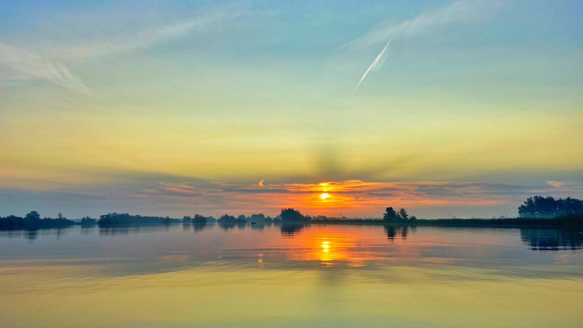 RonaldVelten's tweet photo. About this morning.... #sunrisesup https://t.co/IWaofVGrik