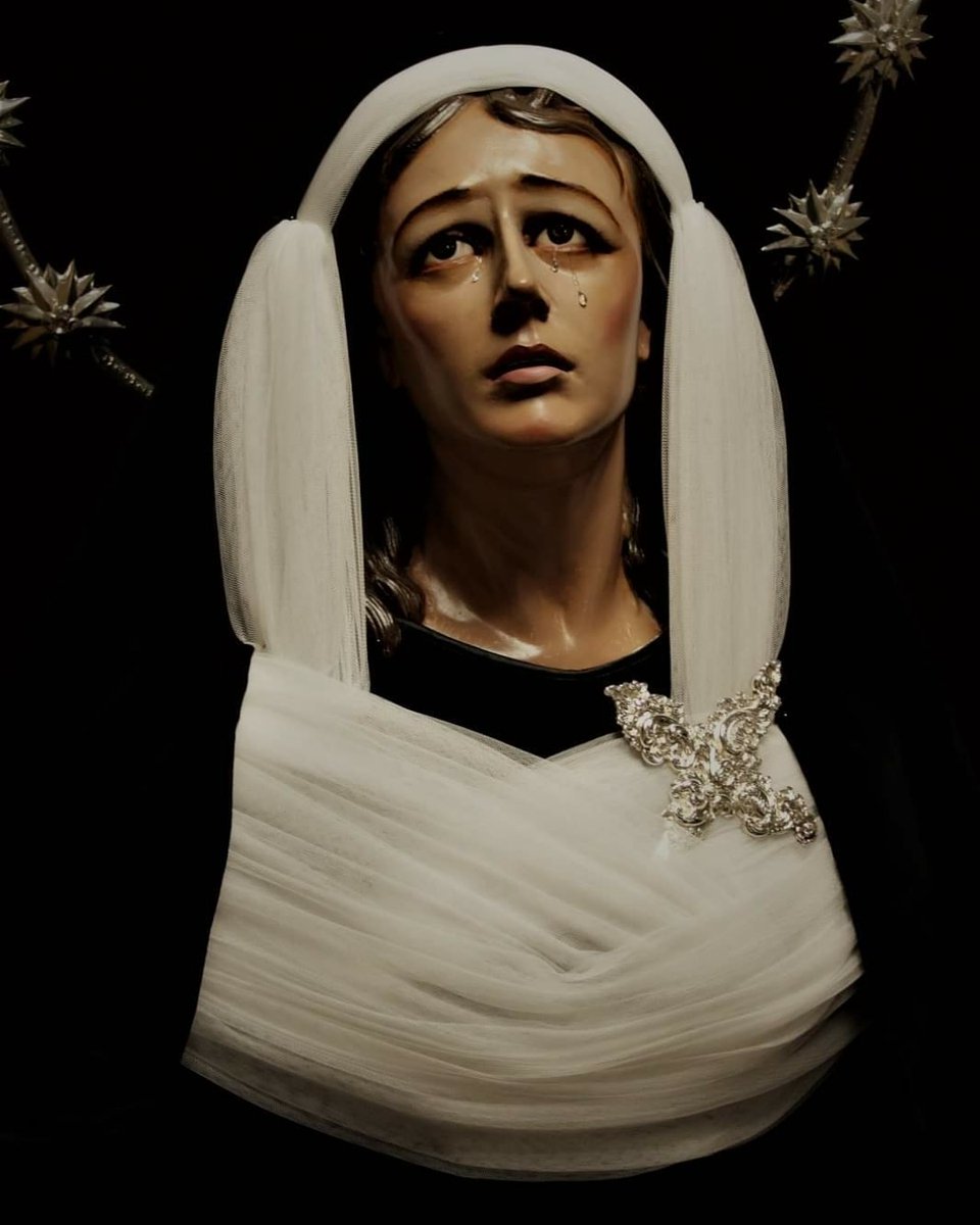 15 de Septiembre Festividad de los Dolores de María Santísima. 

«Este Niño está puesto para ruina y resurrección de muchos en Israel, y una espada traspasará tu alma, para que sean descubiertos los pensamientos de muchos corazones».

Feliz día  <a href="/dolicitana/">Dolorosa de Elche</a> en su día grande.