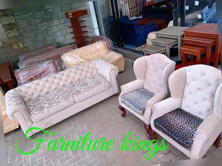 Riyabyoona's tweet photo. With these kind of sofas your friends would want to stay behind even those who live next door. Visit our showroom on Gayaza road and get yourself a nice set of sofas today. Or call us on 0704874904 https://t.co/jDwgefZR05