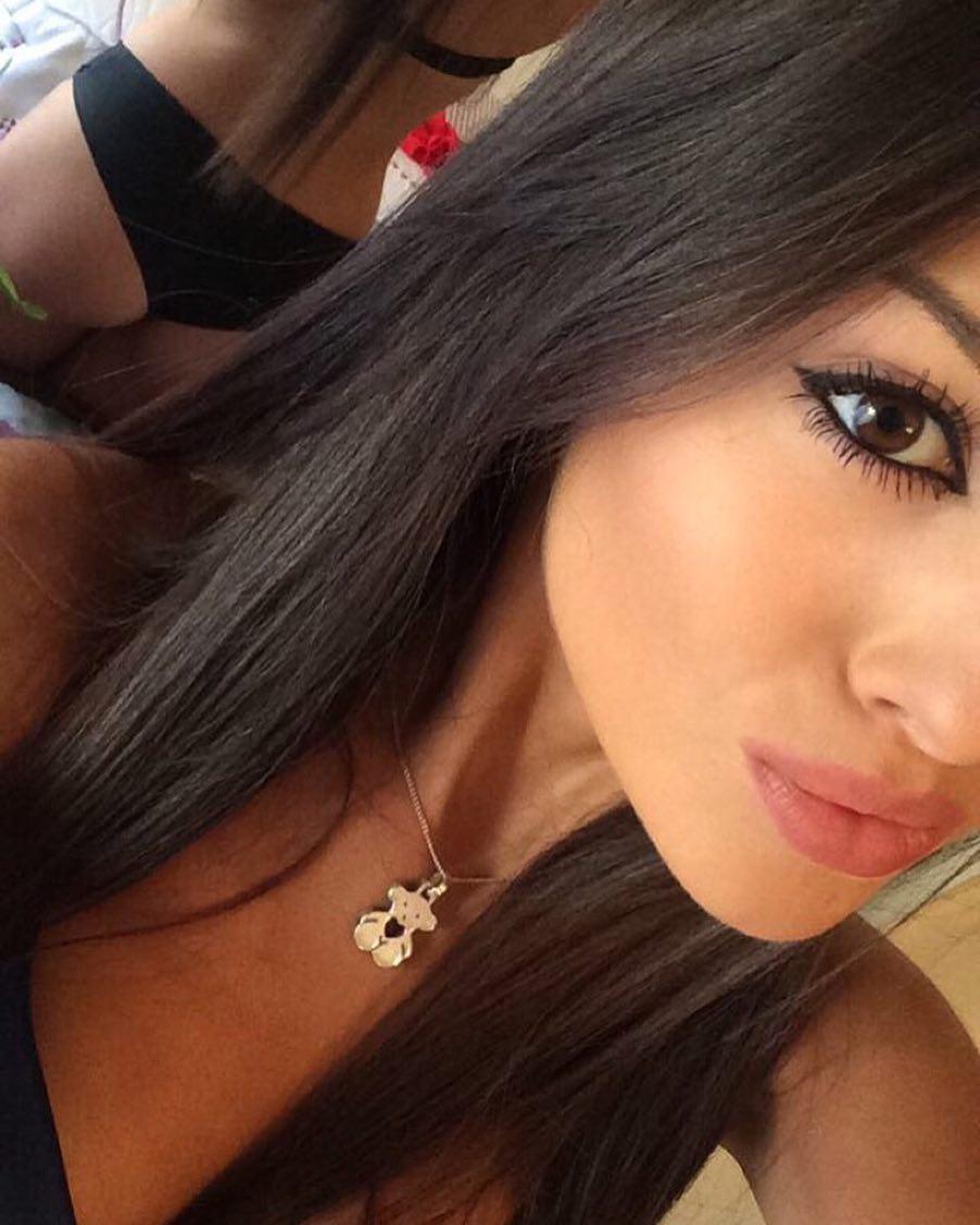 Jennifer_78966's tweet photo. She´s So So So So Cuteee 💋💋 #lifestyle https://t.co/kYNzRTMWae