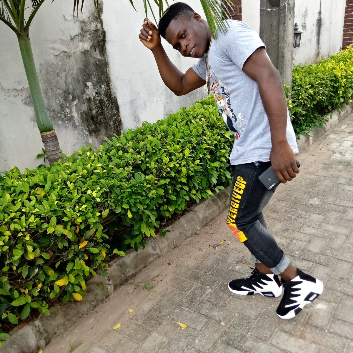 Blessedobot1's tweet photo. #NewProfilePic https://t.co/ME6Ob4JwRZ