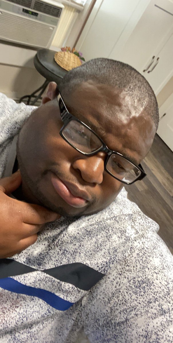 BraveJayBear's tweet photo. #nofilter #natural #naturalbeauty #feelinggood #feelingmyself #feelingmyselffriday #myblackisbeautiful #blackboymagic #bear #bearcommunity #chocolatebear #blackertheberry #blackertheberrysweeterthejuice #bodypositivity #bodypositive https://t.co/UOQw1RA0lH