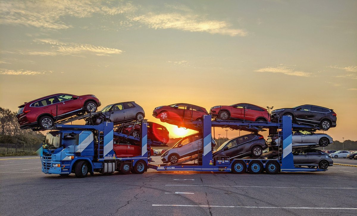 Sgalby1875's tweet photo. A lovely morning for stacking. #cartransporting. https://t.co/XkjZGmH3aJ