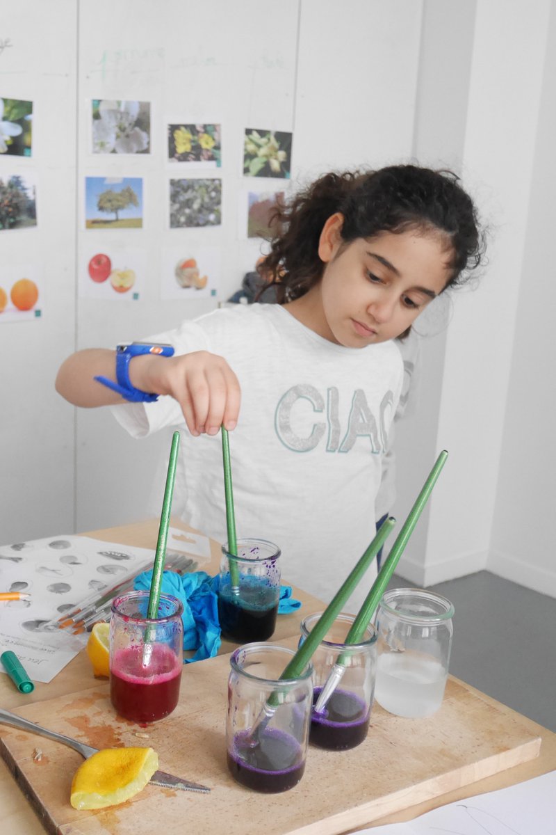 LeLabMobile's tweet photo. C'est la rentrée ! Et qui dit rentrée dit activités extra-scolaire ! Ça tombe bien on en a à vous proposer qui allient créativité, découverte et bricolage !  Ces activités pratiques sont l'occasion d'en découvrir plus sur la planète et la nature. Venez nous rejoindre😃 https://t.co/9wktHxa55D