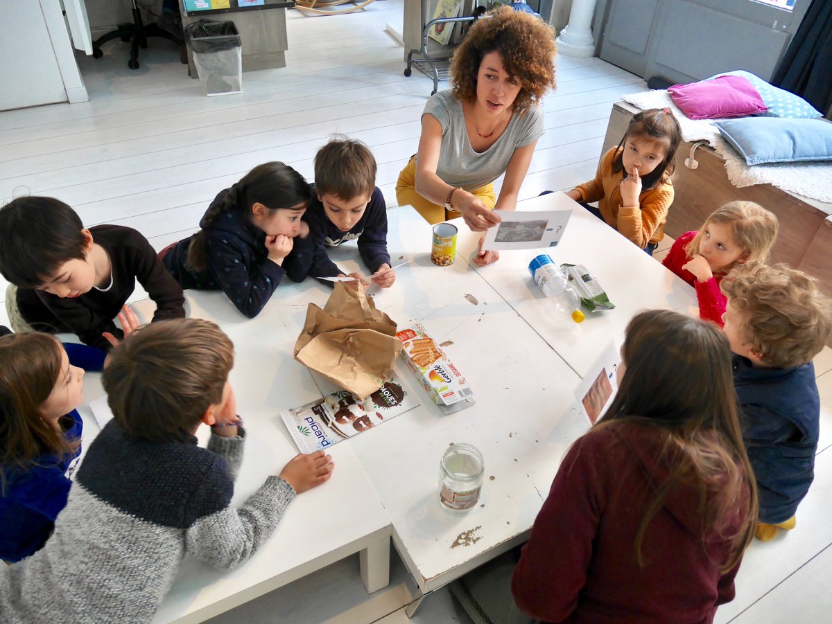 LeLabMobile's tweet photo. C'est la rentrée ! Et qui dit rentrée dit activités extra-scolaire ! Ça tombe bien on en a à vous proposer qui allient créativité, découverte et bricolage !  Ces activités pratiques sont l'occasion d'en découvrir plus sur la planète et la nature. Venez nous rejoindre😃 https://t.co/9wktHxa55D