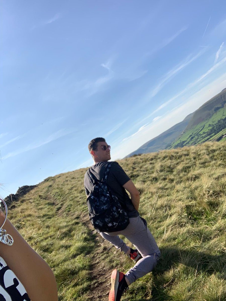 JackMcGov's tweet photo. Nothing to see here....Mam Tor 🏔
#backpackwanker #hottuna https://t.co/EeKkMIV7bt