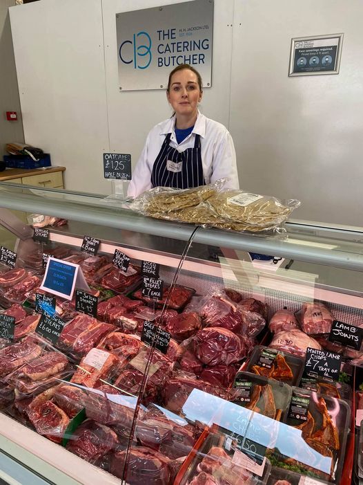 Our counters are fully stocked and ready for you to visit us! We're open today 8am - 4pm , call in and say hello! 👋 #LocalButchers #SupportLocalFarms