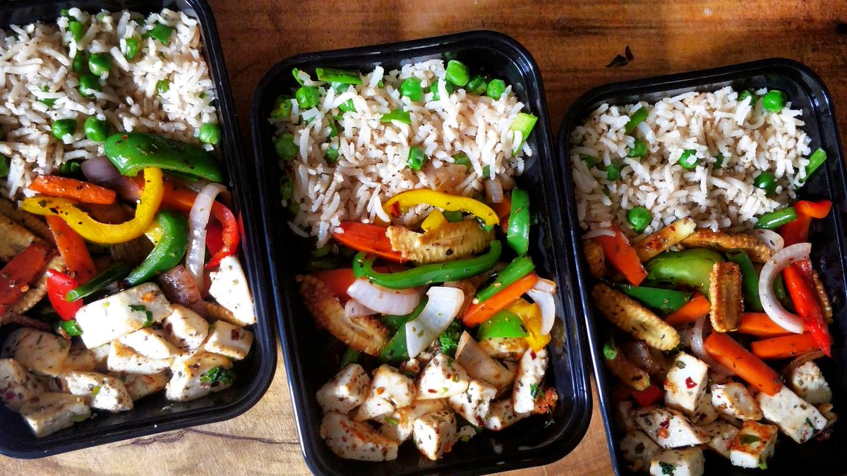 FitClock's tweet photo. Healthy Meals! 

Steamed Rice, Sautee Vegetables &amp; Sautee Paneer. 

#balanceddiet #meals #mealprep #goodfood #fit #fitfam #gym #healthyfood #nutrition #food #foodie #fitness #calories #foc #fitoclock #trending https://t.co/B9CnwkLHdS