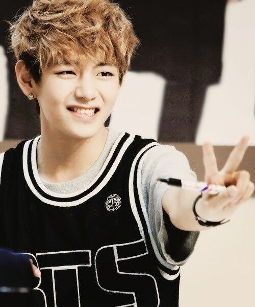 taehyung boxy smile& #39;s - a thread