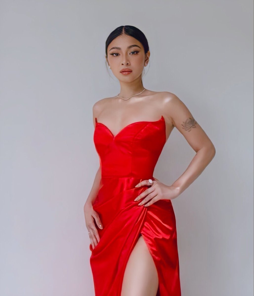 livelikepotter's tweet photo. miss nadine lustre? SERVED. https://t.co/JJ3ovBFEXq