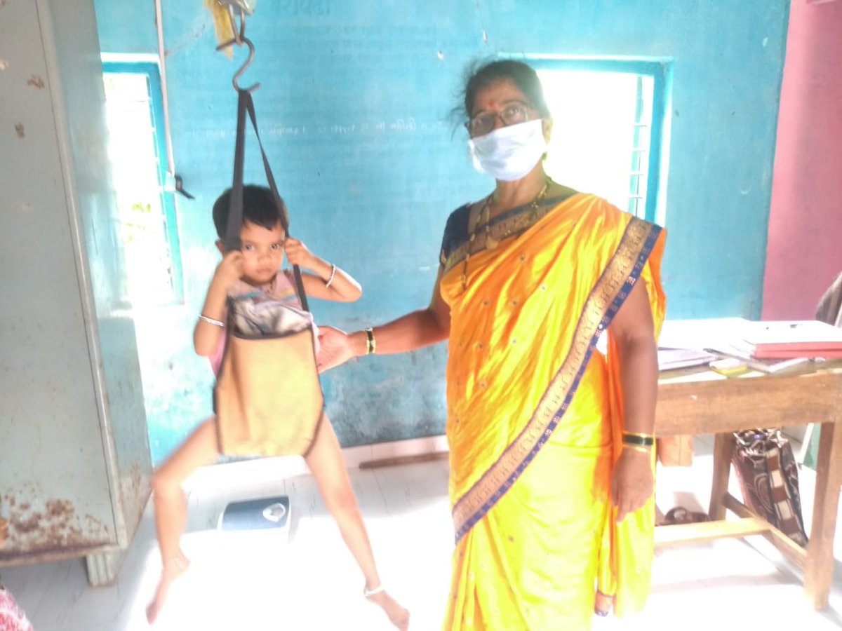 Tiksha_S's tweet photo. Growth Monitoring is essential to detect early changes in a child’s growth. #POSHANMaah2020 #SuposhitPalghar @MinistryWCD @MoHFW_INDIA @tini_tatatrusts @SPreraks  @Maha_Poshan https://t.co/6ekZFIqY2Q