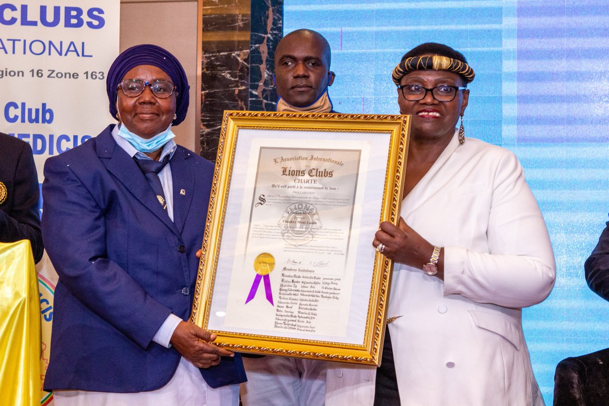 2KstudioPhoto's tweet photo. Merci au #Lions_Clubs_International pour la confiance...

#2kstudio #Hôtel_Kaloum #Photographie #Conakry https://t.co/PymHCsSUe4