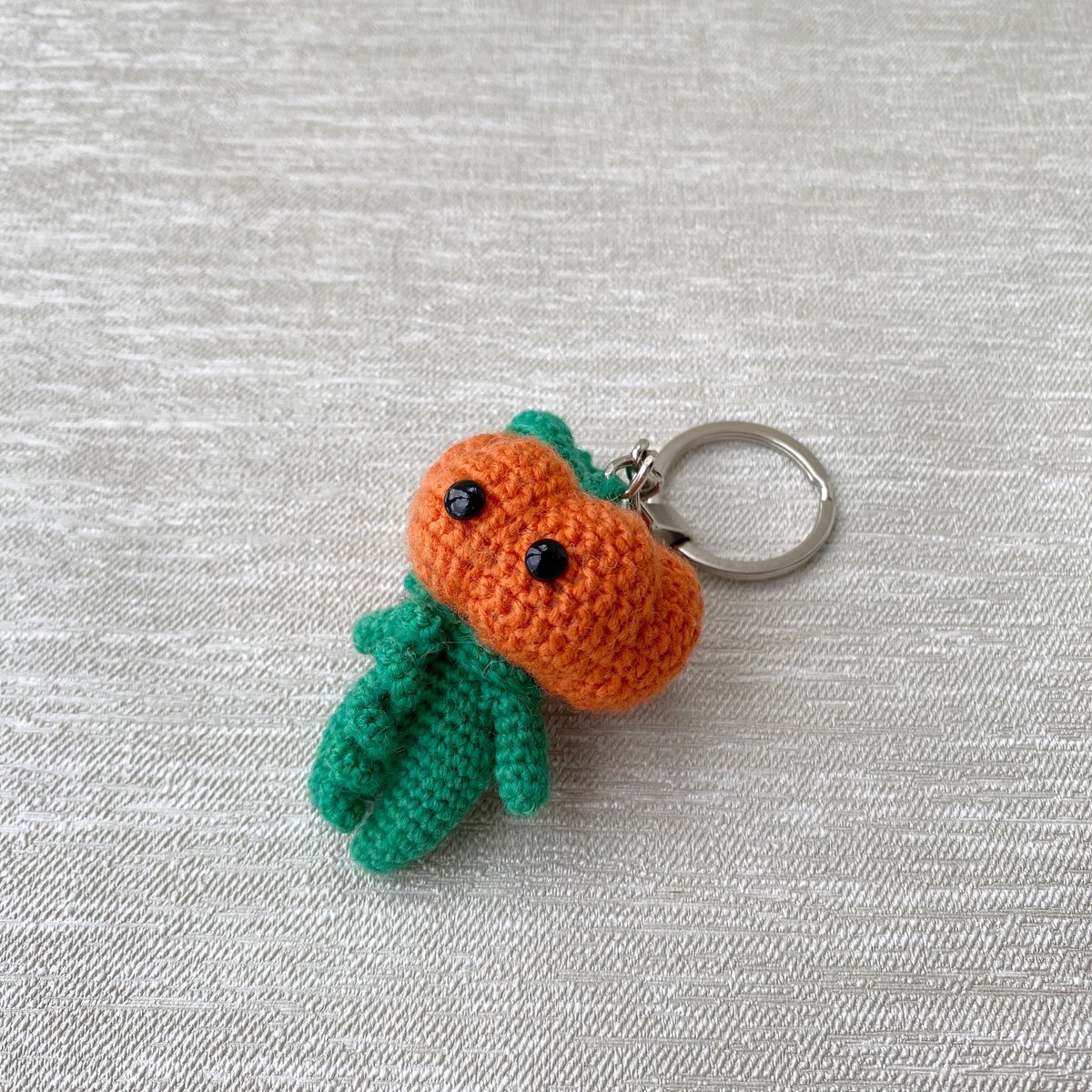 CrochetToy's tweet photo. Pumpkin keychain, Halloween keychain, Fall keychain, Amigurumi pumpkin, Ristic accessory, Autumn gift https://t.co/W77KMI7fBc #etsy #orange #halloween #pumpkinkeychain #halloweenkeychain #fallkeychain #amigurumipumpkin #risticaccessory #autumngift #bagcharm #backpack https://t.co/YpWnuGvAKg