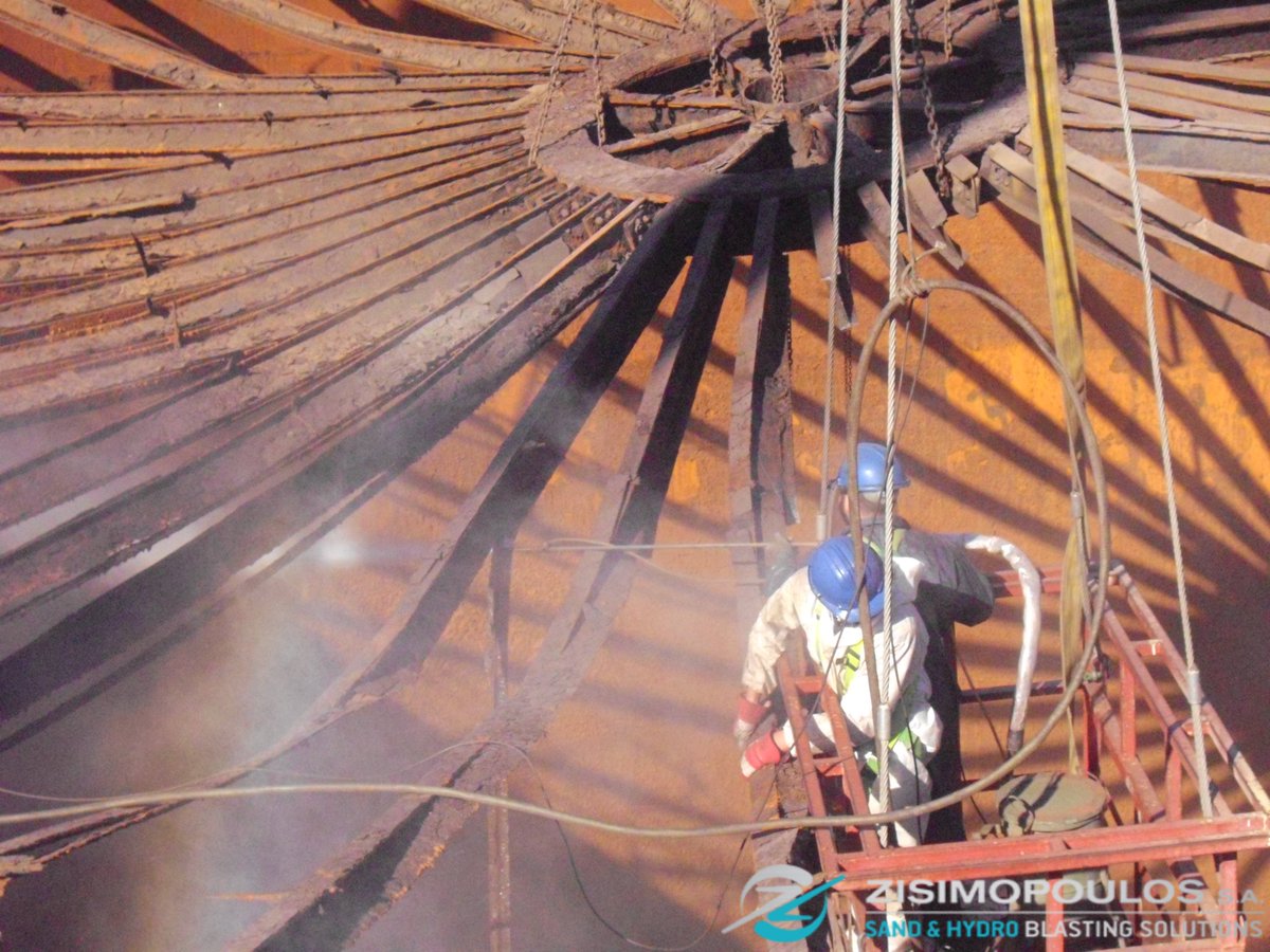 ZisimopoulosS's tweet photo. 👷 Dismantling of #tankroof using #waterblasting. 👷

📌 Learn more about this service by clicking on the following link: 💻 https://t.co/vHFWoBSugx or contact us ☎️ 210 44.12.004.

#zisimopoulosmaintenanceservices https://t.co/z0ggX95mxf