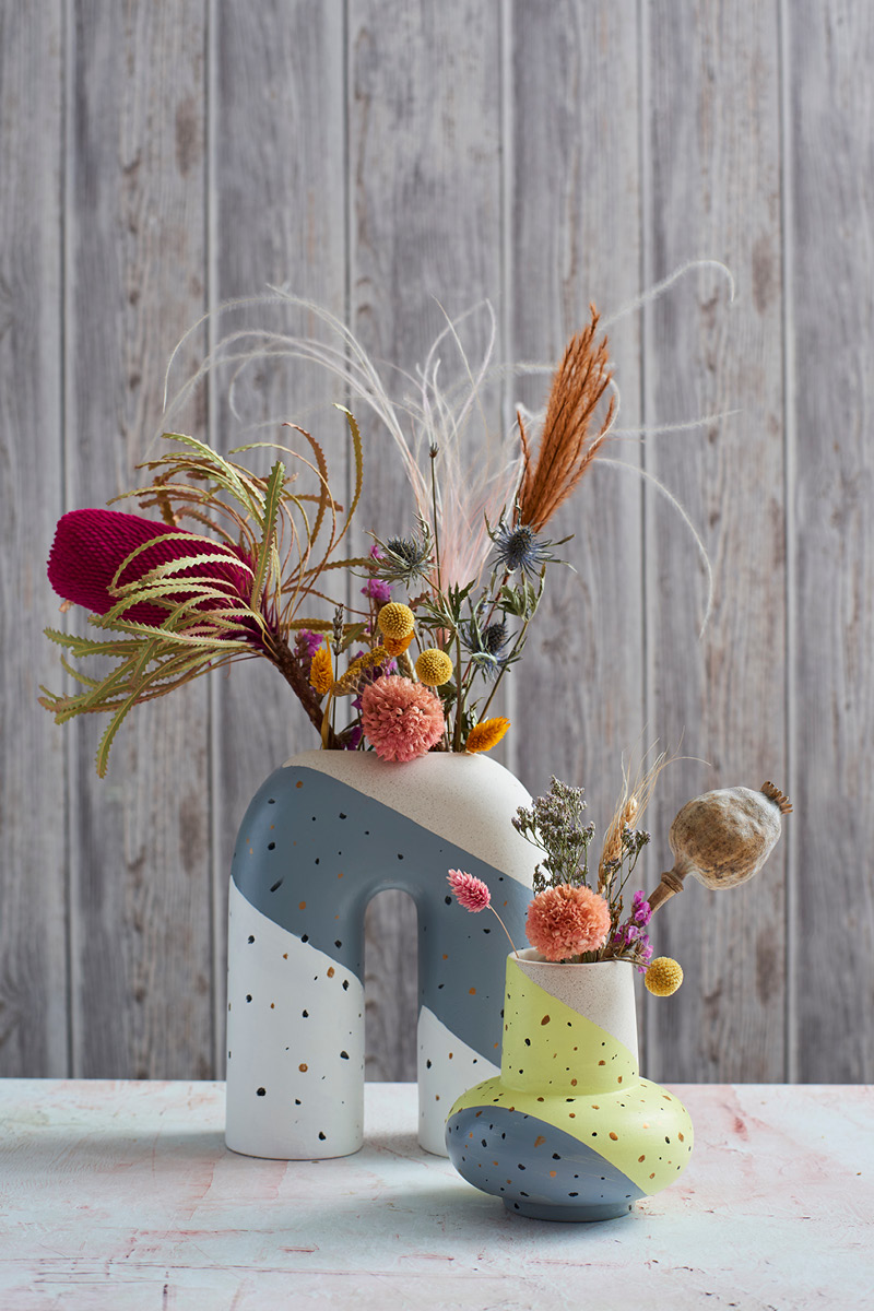 rustoleumuk's tweet photo. 💐 Make a sensational statement vase with Rust-Oleum Painter’s Touch and @hestershandmade💐
https://t.co/IIPoo9gcLt
#quickcraft #diy #crafts #upcycling #crafternoon #driedflowers #craft #ikeahack #vase #paintedvase #vaseupcycle #rustoleum #diydecor #homeaccessories https://t.co/6vUHICqEvW