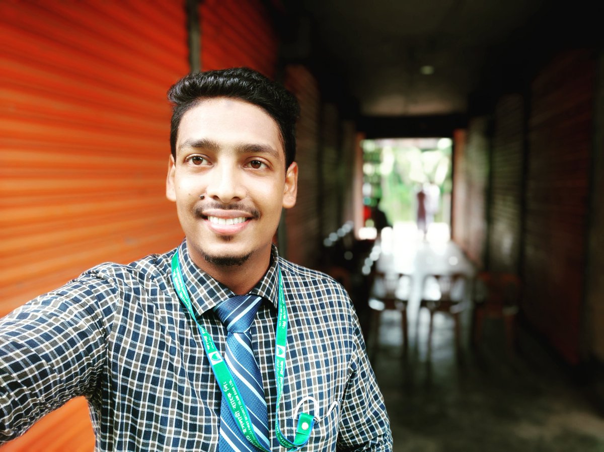 RobinHD18's tweet photo. ফেইক লাফ,,,,,, https://t.co/jXnGH29xRx
