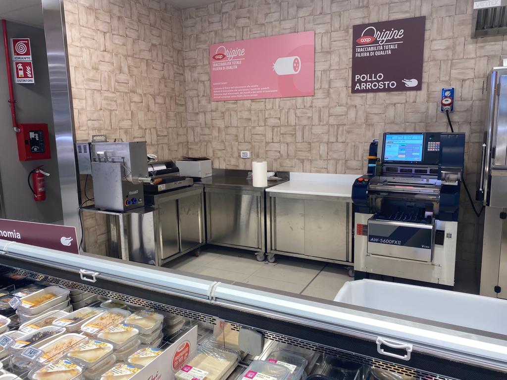 BlueRedGroupSpA's tweet photo. Inaugura il nuovo #superstore @Coop_Lombardia di #Monza e @BlueRedGroupSpA c'è!
#bluered #blueredgroup #blueredarreda #inartebrg #coop #supermercato #arredi #reparti #banchi #linea #inox #accessori #vetrine #freschi #arredamenti #constile #unico #speciale #autismfriendly https://t.co/1y3IvHXWmX