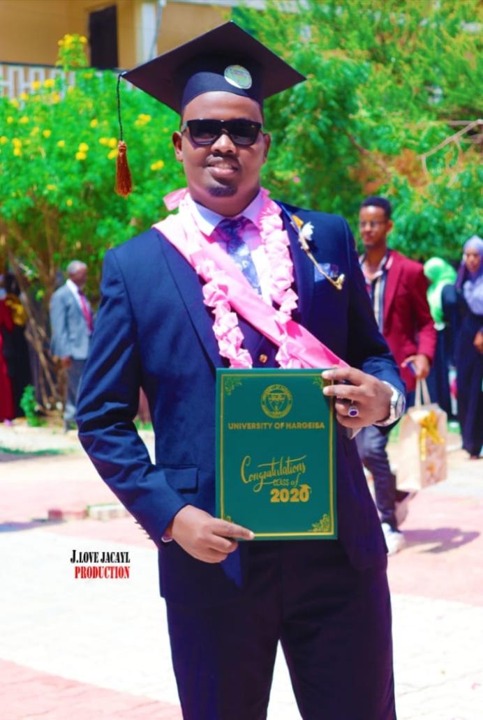 Mustaphe_Sultan's tweet photo. #MyGraduationCermonay
#13/sep/2020# https://t.co/smtIuJJYLB