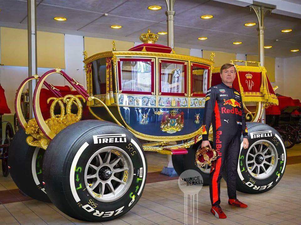 <a href="/JandeHoop/">Jan de Hoop</a> <a href="/Mvan_berkel/">Maurice van Berkel</a> En toch per koets.