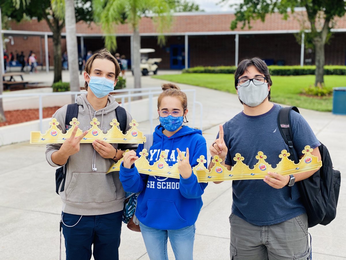 Seniors! It is your time to shine as school royalty! Decorate your senior crowns specific to your style. Show us your creativity! Wear them to school on Thursday for our first Blue &amp; Gold Spirit Day! <a href="/Lyman_2021/">Lyman Class of 2021</a> #WeAreLyman