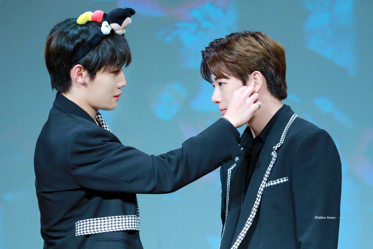Hyung line with maknae line