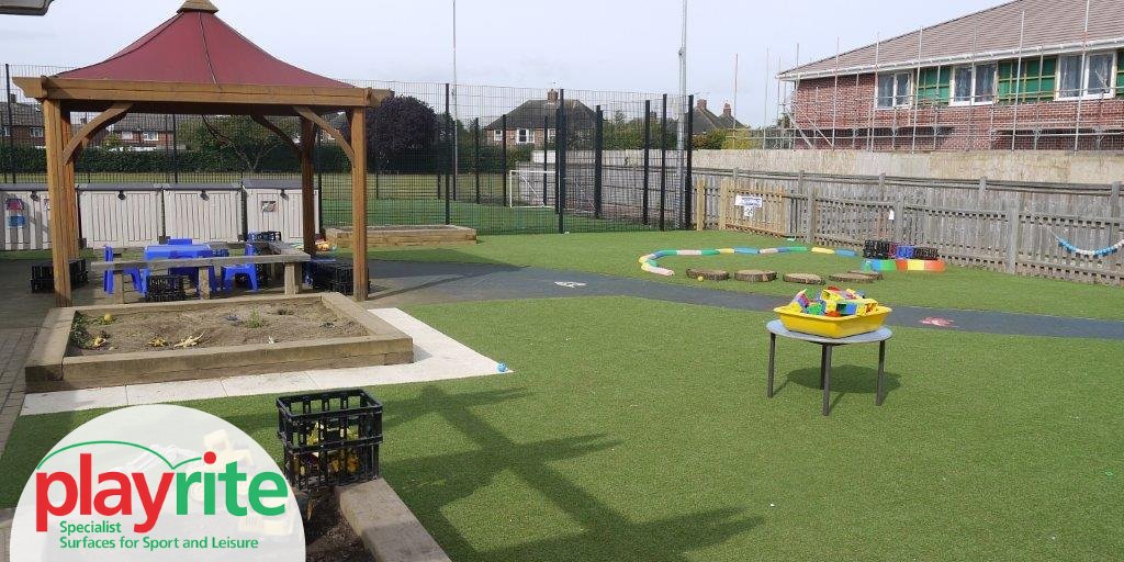 Manufactured using the finest materials and traditional techniques, our high-quality #grass features a natural look and feel, that’s perfect for #home, #education or #commercial applications. 
bit.ly/2Ks6yWo
