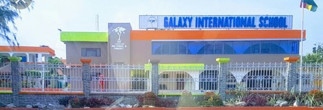 5. Galaxy International The school was established in 2001 to provide day and boarding facilities to children living in Ghana and children of foreign based families and Ghanaians living outside Ghana. The school has two campuses, pre-school and primary section.