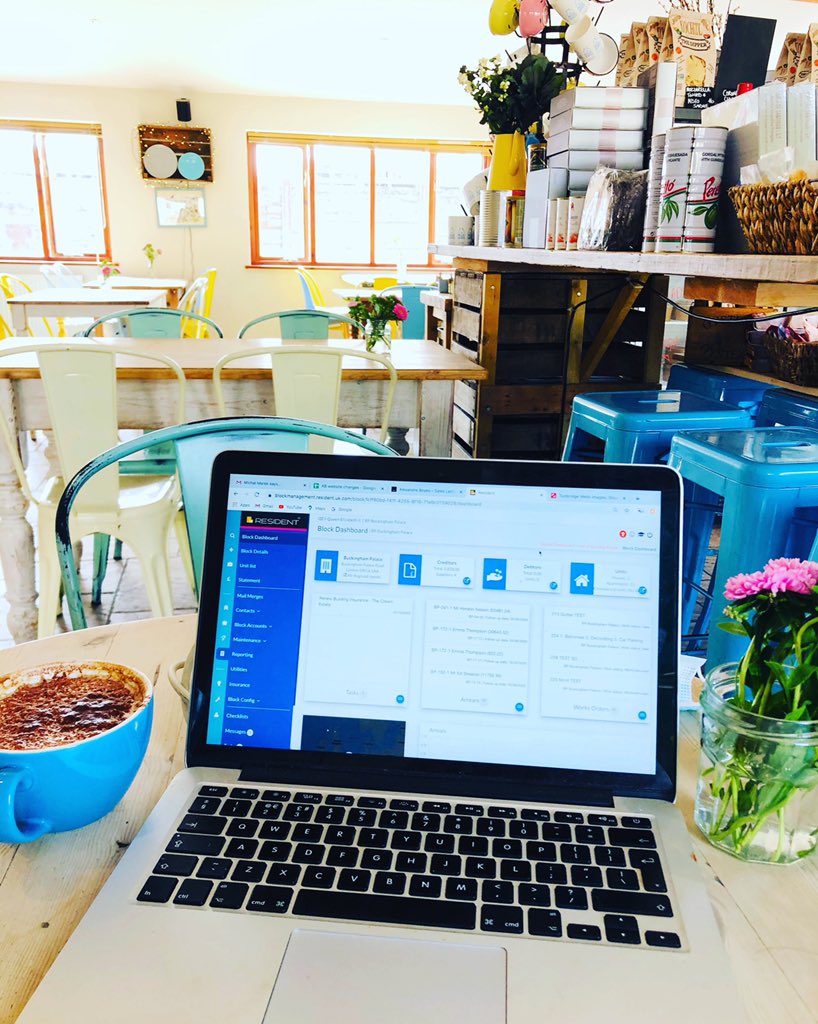 RESIDENT tweet media