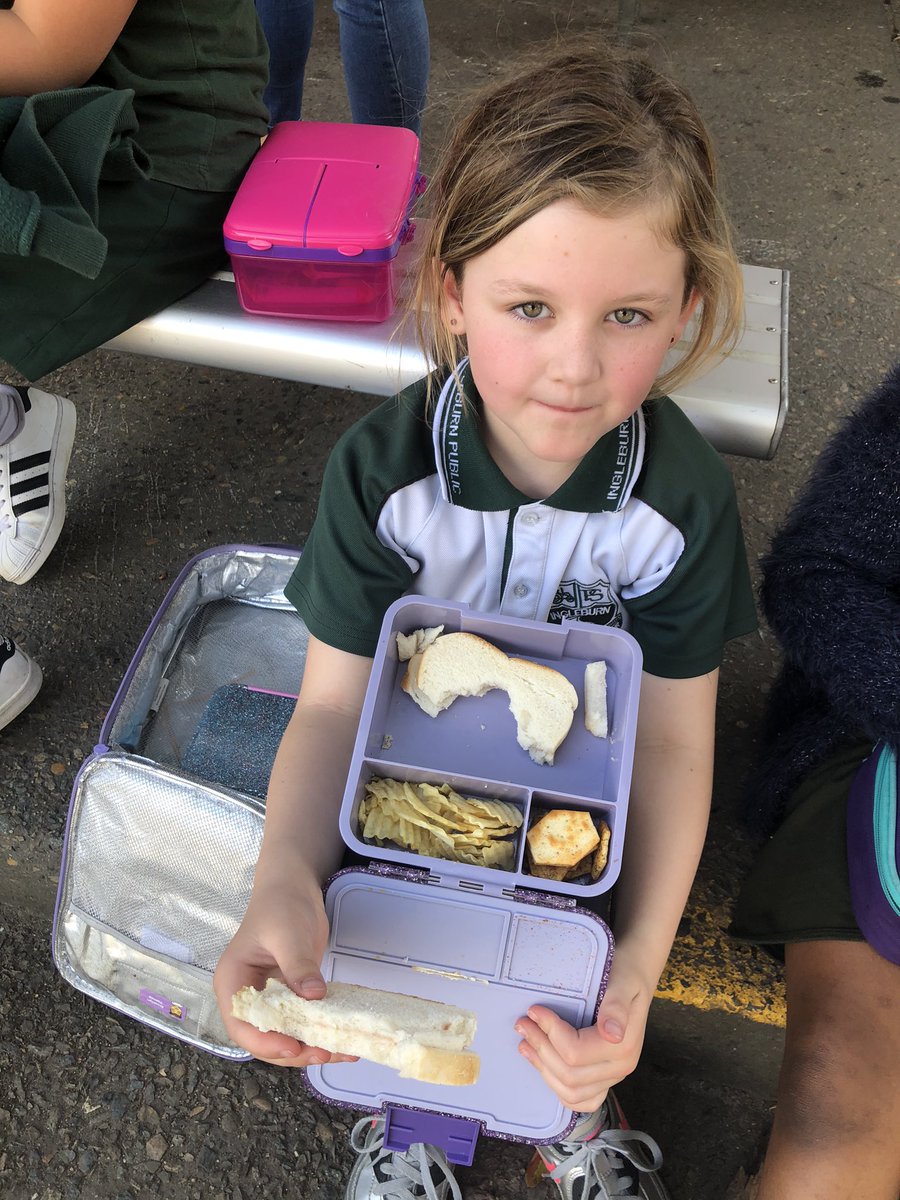 llai1109's tweet photo. Nude Food Tuesday in 1DG! 👍🏼 Our students have been trying hard to reduce the amount of plastic and waste in our lunchboxes by considering better alternatives! #nudefood #helpingourenvironment #reducereuserecycle @IngleburnPs https://t.co/4qYm2ReEl8