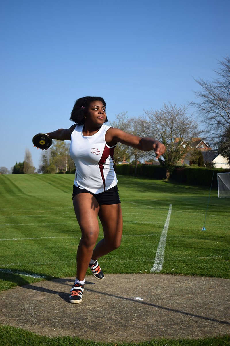 #QASLowerSix student Zara performed brilliantly in her latest athletics competition. She threw a new PUB of 51.69m, which ranks her 1st in the UK! This is a new British record for U17 women’s discus and ranks Zara first in the world for U18! What a superstar🌟#QASSport <a href="/qas_sport/">Sport at Queen Anne's School</a>