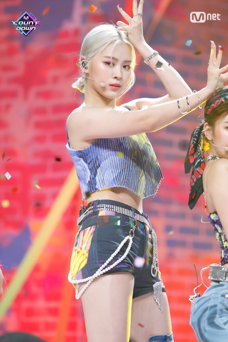 #ryujin #류진 #있지 <a href="/itzyofficial/">ITZY</a>