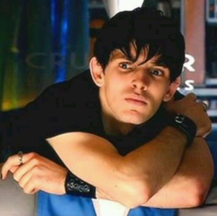 did u know that in 2008, colin morgan, the actor best known for playing the titular character in merlin, played the original outer-space emo, jethro cane, in doctor who's best episode, midnight? (s4, ep10)