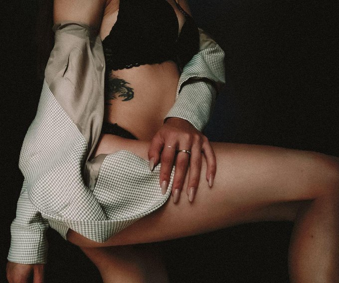 40-year-old uncles are no longer dad's friends, but my Boyfriends. https://t.co/26sQz0aTX2<a href="/tag/sex"class="tags"><span>#sex</span></a><a href="/tag/dating"class="tags"><span>#dating</span></a><a href="/tag/loneliness"class="tags"><span>#loneliness</span></a><a href="/tag/nuds"class="tags"><span>#nuds</span></a>