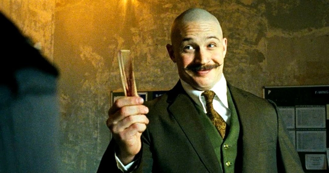 Happy 43th Birthday Tom Hardy! 