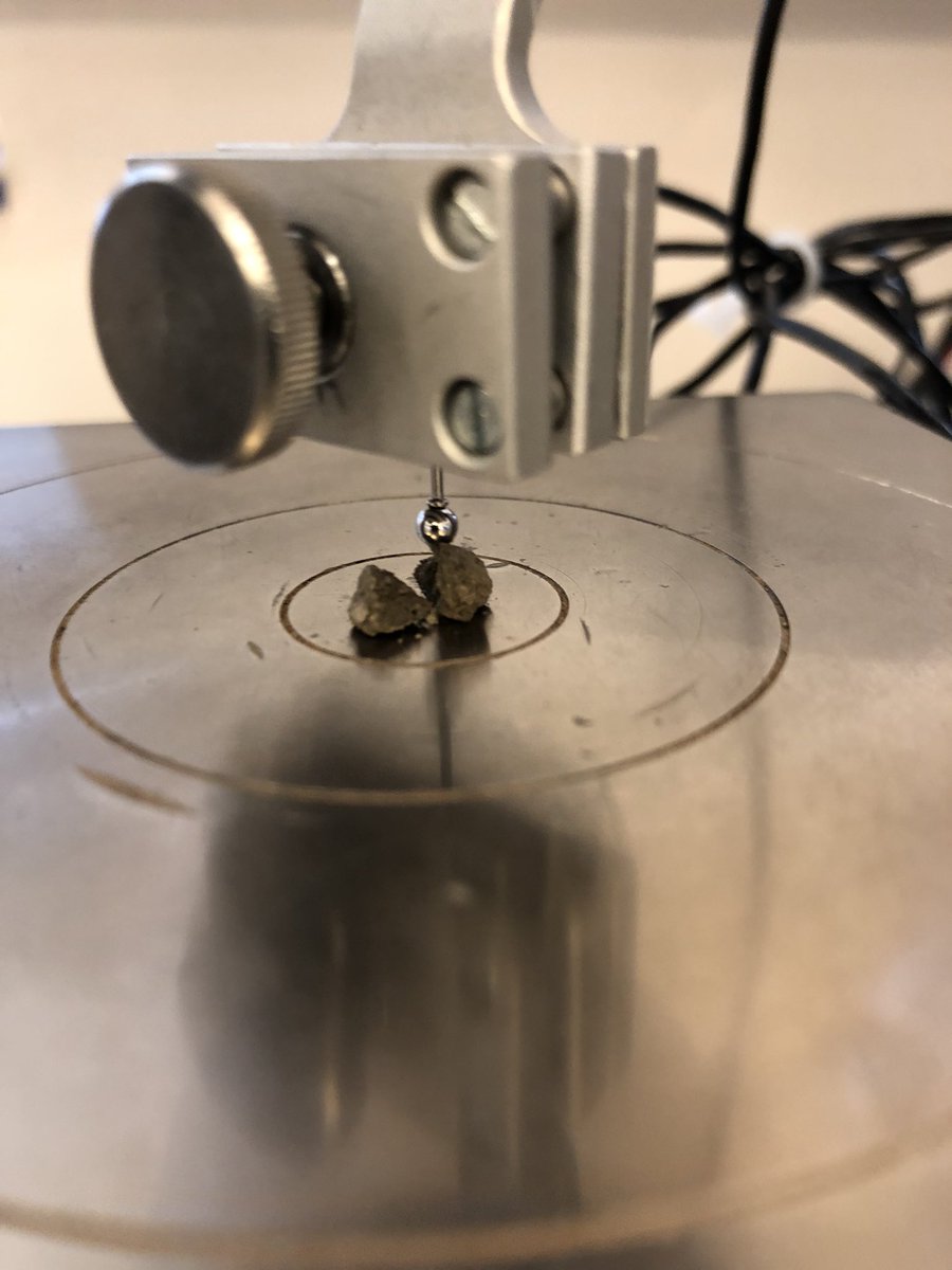 rezhosse's tweet photo. Throwback to my visit to @aberdeenuni in Feb 2020 where I was Hertzian contact loading and cone cracking soil aggregates via spherical indentation 
@PD_Hallett @UoABioSci @SoilManage_SLU #viscoelasticity #indentation https://t.co/wUeKfoBfSU