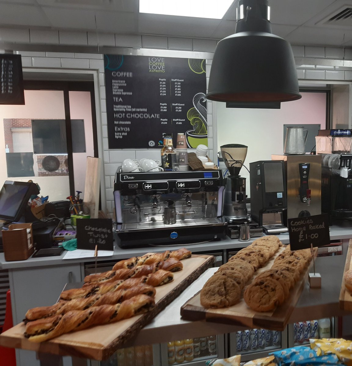 Coffee shop open and set at Brentwood School. Looking good Natalie. <a href="/wick157/">Natalie Fowler</a> <a href="/Brentwood_Sch/">Brentwood School</a> @AmyAkroberts <a href="/zeddy111/">paul zaffiro</a> <a href="/DamianBlake4/">Damian Blake</a> <a href="/Nickhowe64/">Nick Howe</a> <a href="/rharte31/">Ronan Harte</a>  <a href="/MarkAtk11580716/">Mark Atkinson</a> <a href="/OldsGraham/">Graham Olds</a> <a href="/sandraoakes11/">sandra oakes</a> @richardt123 <a href="/HolroydHowe/">Holroyd Howe</a>