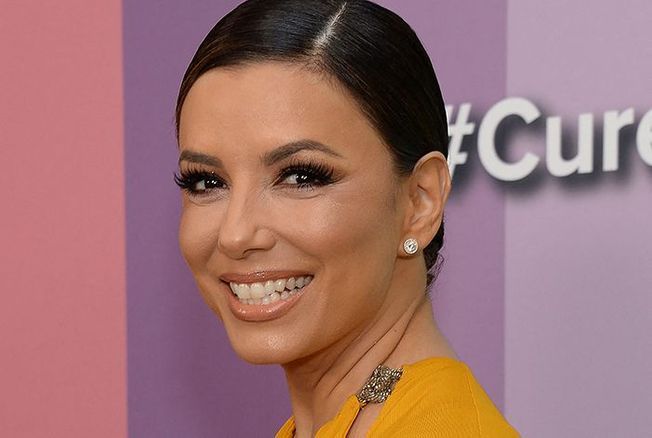 Femina_fr's tweet photo. 🔵 Eva Longoria sans maquillage, elle rayonne dans une robe solaire avec son petit Santiago https://t.co/zjMm6dG2SD https://t.co/yQ2m76ZkHw