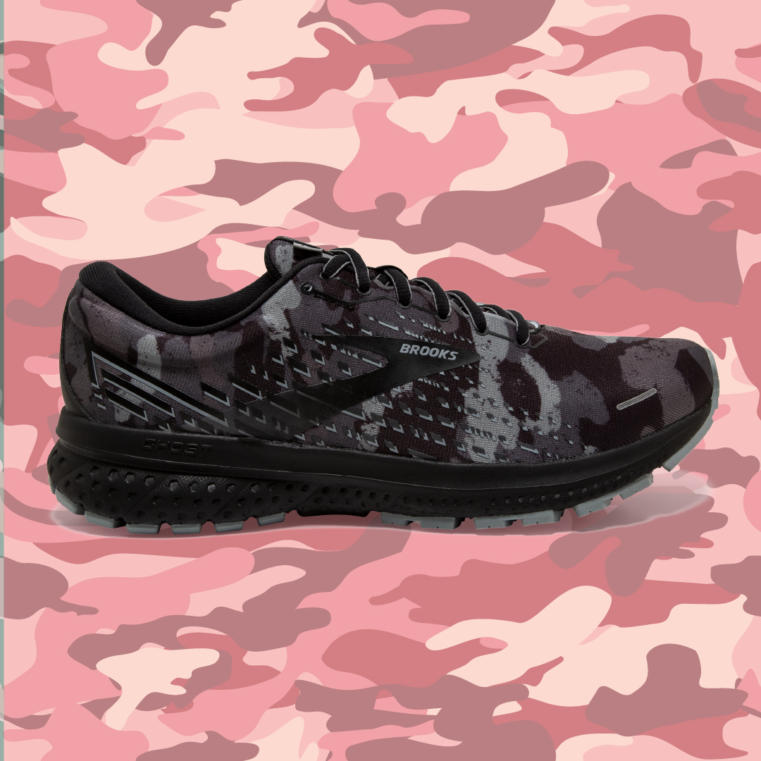 Brooksrunninguk's tweet image. Watch your miles disappear in the limited-edition Brooks Camo Ghost 13 👀

DNA LOFT cushioning, a new secure fit, and a limited-edition Camo look all blend together for a soft, smooth ride. 🤩👟

#BrooksCamoPack #Ghost13 #brooksrunninguk #runhappy