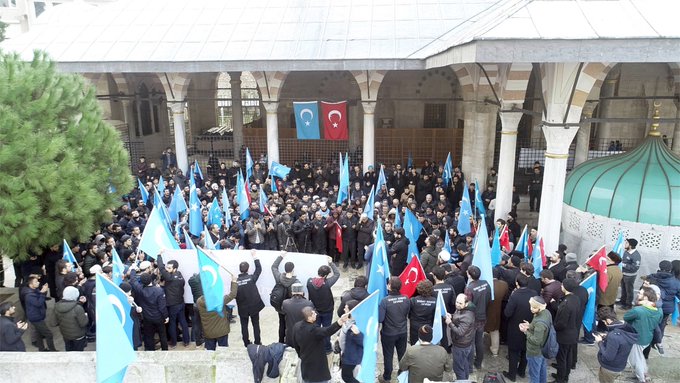 "Bir zulme engel olamıyorsan en azından onu insanlara duyur" diyen hak ve hürriyet yolunun takipçileri olarak SUSMAYACAĞIZ! 
Safımız Çin'in  zulmü altındaki Doğu Türkistanlıların safıdır. 
Doğu Türkistanlı Müslüman Türkler için SES VER TÜRKİYE!