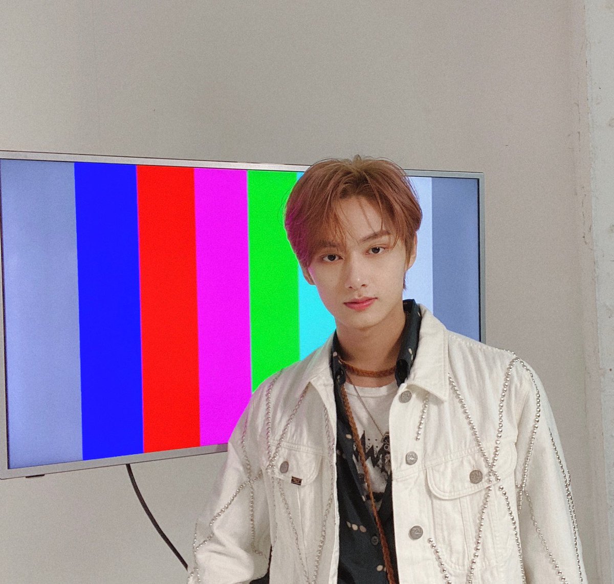 Halo gw Alvin 
Akun yg lama ga bisa di pake gw ganti akun

Mutualan? rt/like.
Fambest? Dm.

[Hastag]
#roleplayer #RP #roleplayerindonesia #rpindonesia #rpwindonesia #rpkpop #mutualan #roleplayeraccount